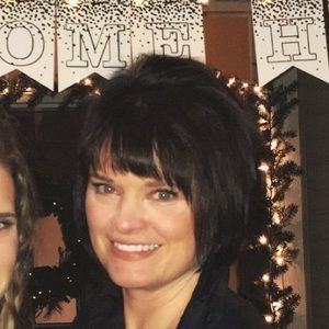 Meet your Posher, Christy